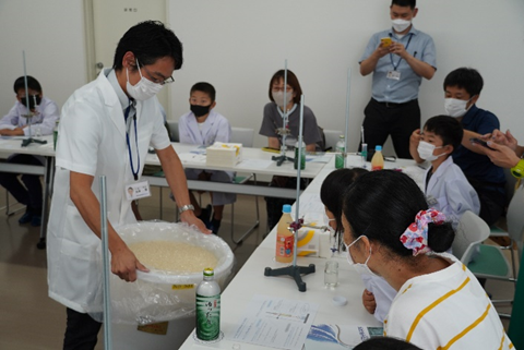 大量のカプセルサンプル